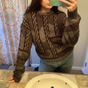 Knitted vintage crewneck sweater